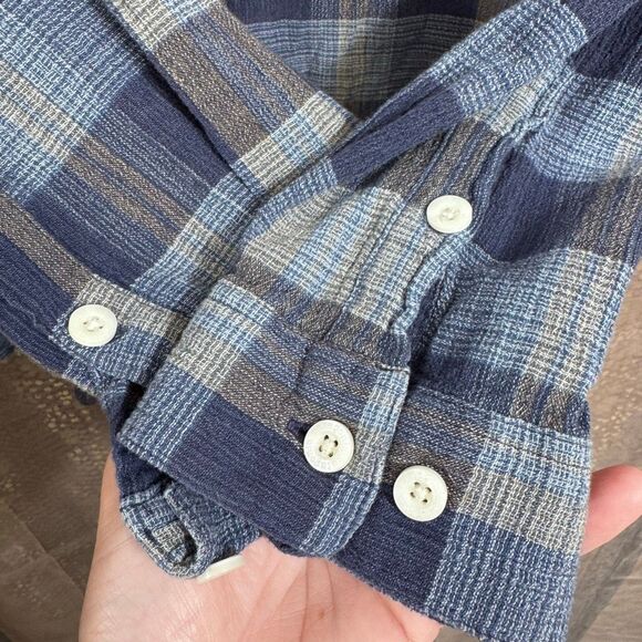 Patagonia Blue Upcycled Women's Tie Front Button Down Flannel Top Med - Picture 6 of 7